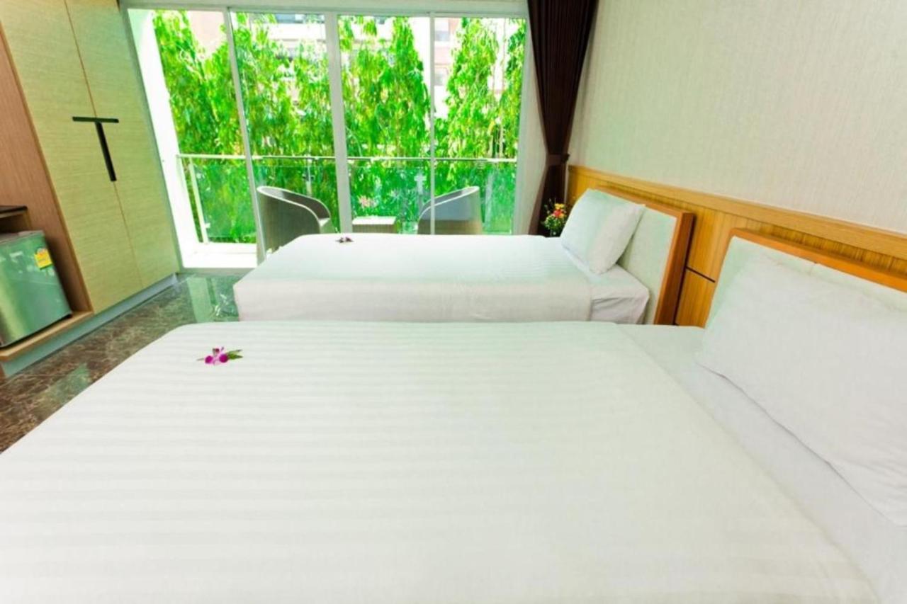 Anda Beachside Hotel Karon Extérieur photo