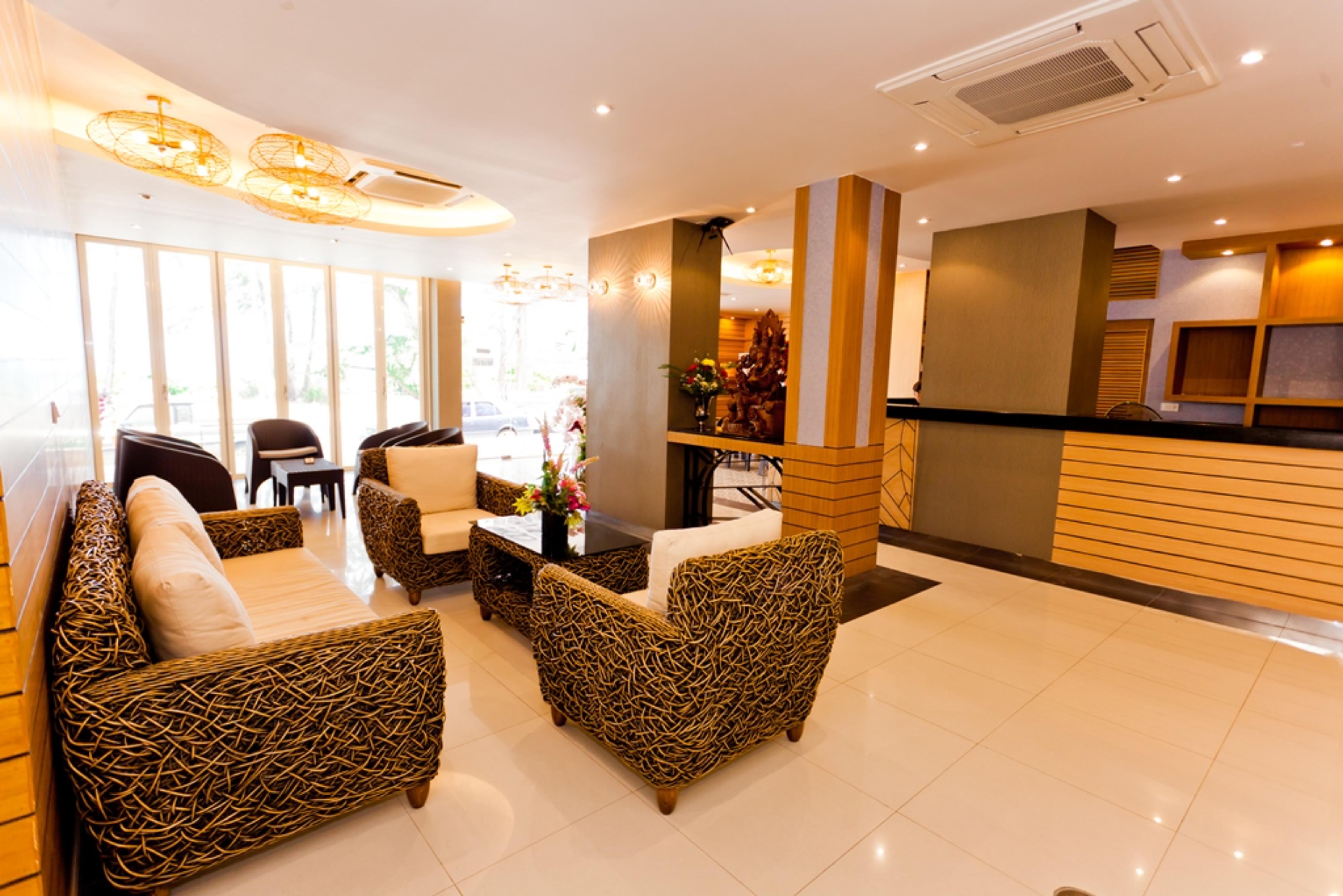Anda Beachside Hotel Karon Extérieur photo
