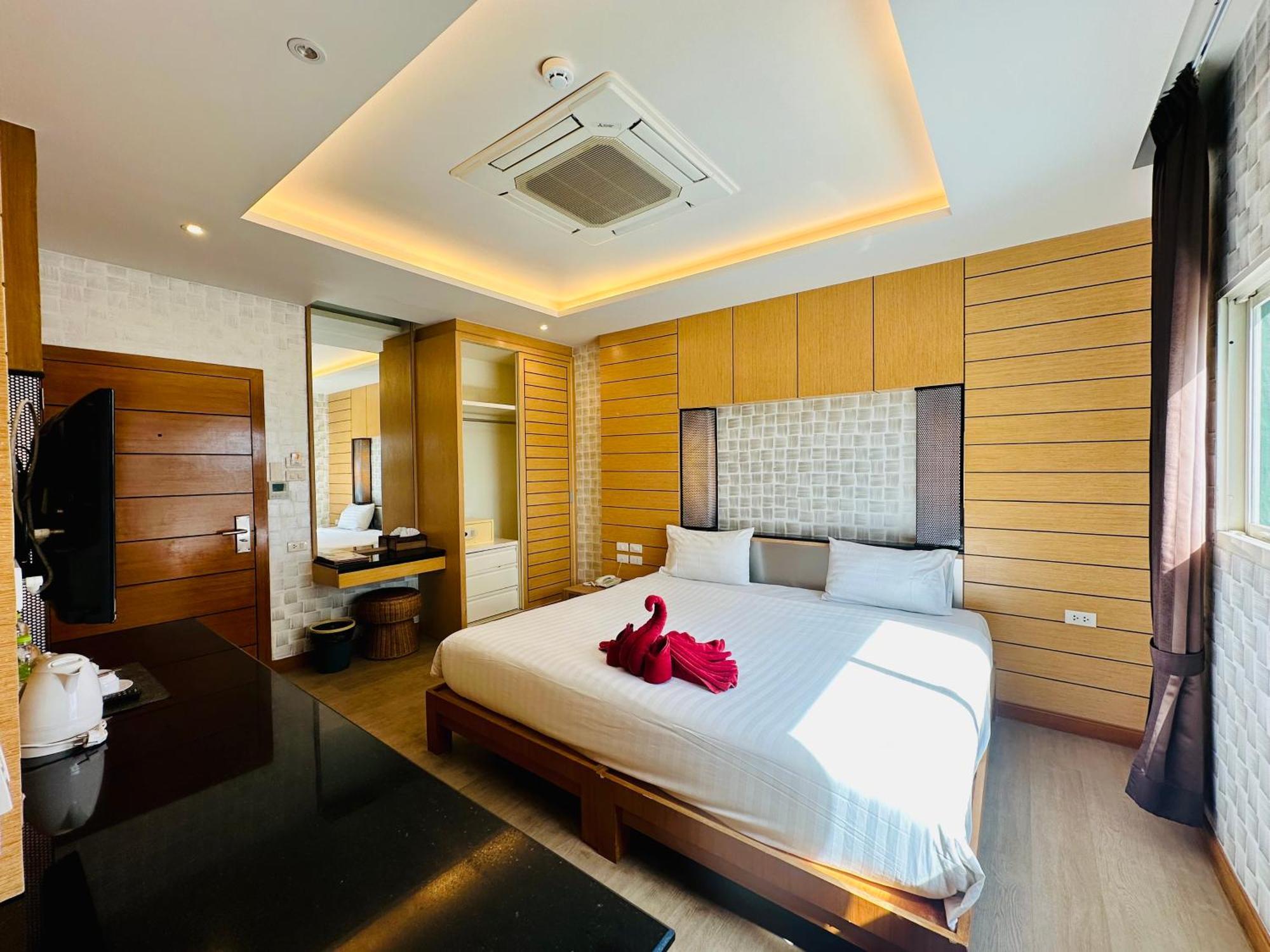 Anda Beachside Hotel Karon Extérieur photo